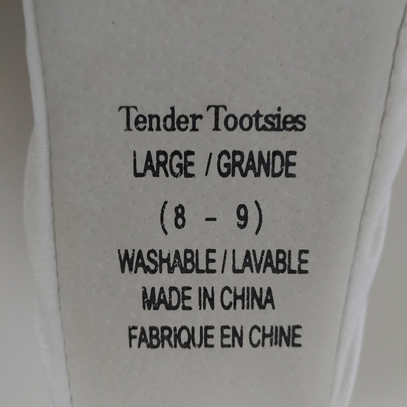 Tender Tootsies Classic Ballerina Slippers Suede Sole Satin White Size 8 / 9 - Picture 5 of 6